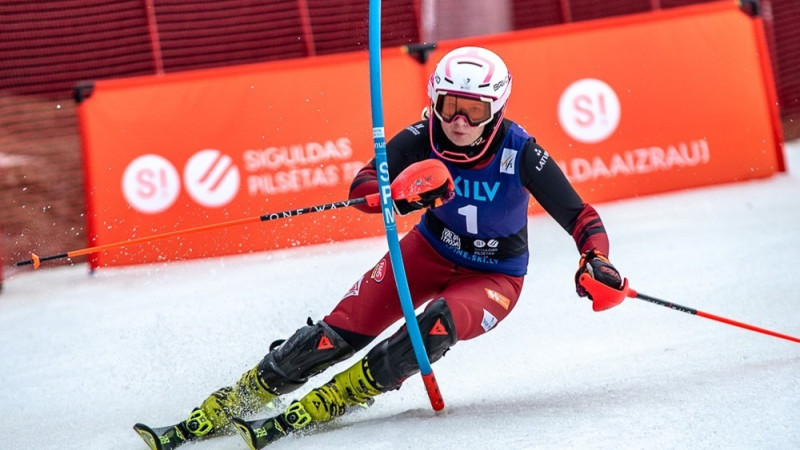 FIS slalomā Siguldā četras uzvaras Saļņikovām, divas Ābelem un pa vienai Zvejniekam un Kupčam