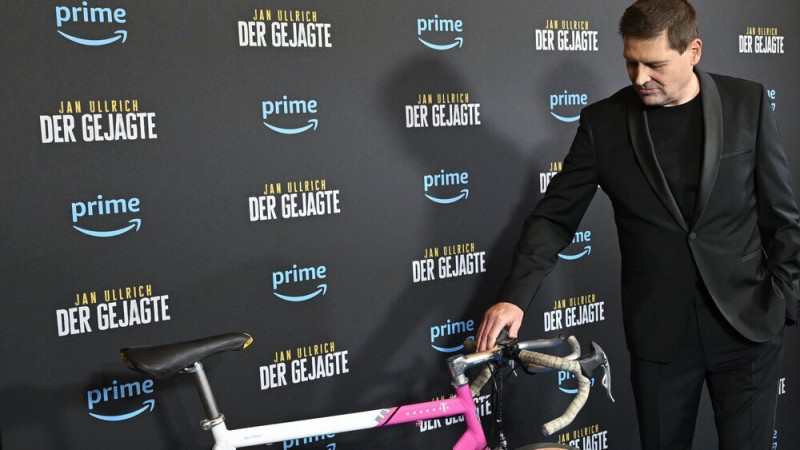 Bijušais "Tour de France" uzvarētājs Ulrihs vēlreiz apstiprina dopinga lietošanu