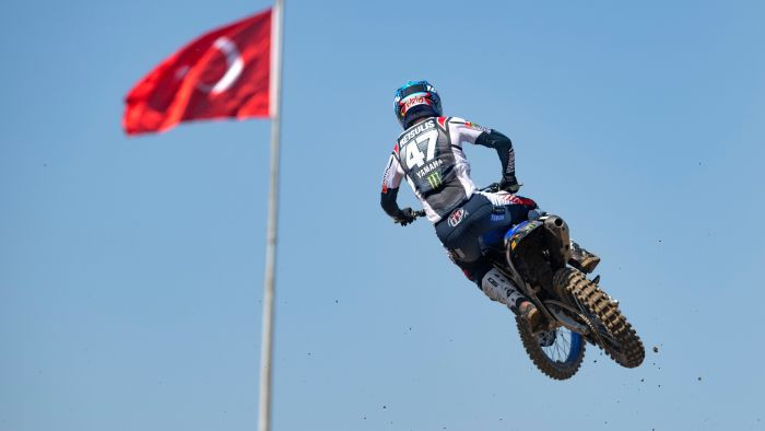 Reišulis devītais MX2 posmā Turcijā, MXGP klasē uzvar Prado