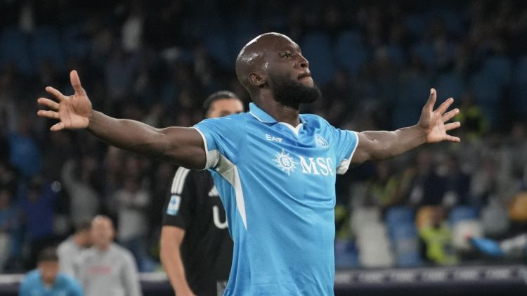 Lukaku izceļas ar 1+2, "Napoli" iesit jau pirmajā minūtē un turpina uzvarēt