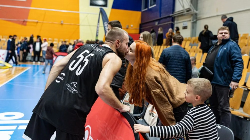 VEF uzņems pirmo panākumu guvušos studentus, Valmierā viesi no Tallinas