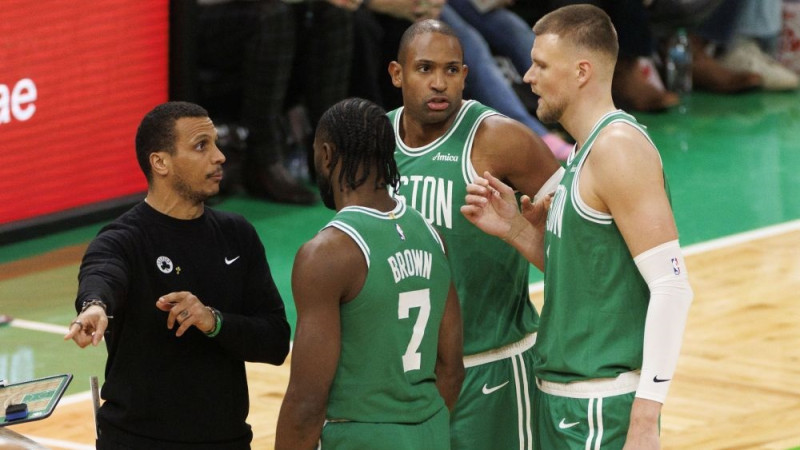 “Celtics” otrā tikšanās ar “Bulls”, par Porziņģa dalību mačā skaidrības nav