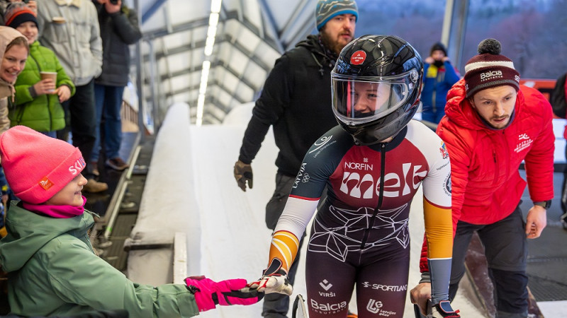 Bobslejistes Kotāne/Bērziņa Eiropas kausa posmā tūdaļ aiz desmitnieka