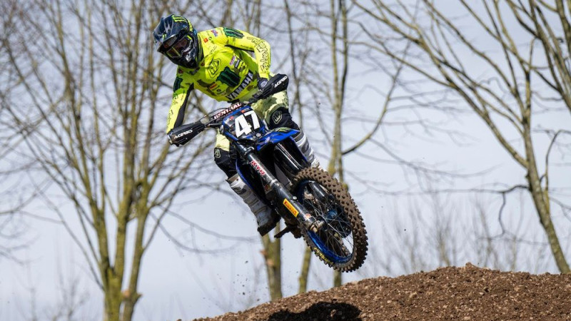 Reišulis MX2 kvalifikācijas sacensībās 15. vietā, MXGP klasē uzvar Gajsers