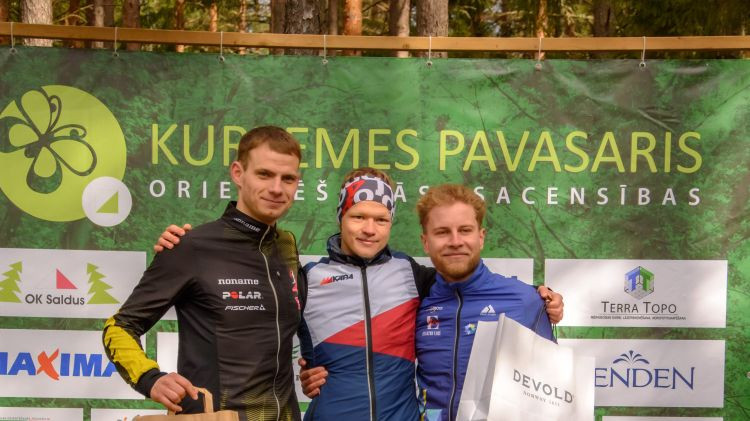 "Kurzemes pavasarī" Latvijas kausa pirmajā posmā uzvar Upītis un poļu orientieriste