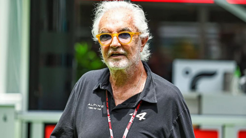 "Alpine" vadītājs atkāpjas, vietā stājas Briatore