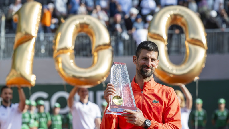 Džokovičs uzvar taibreikos un izcīna karjeras 100. nozīmīgo titulu