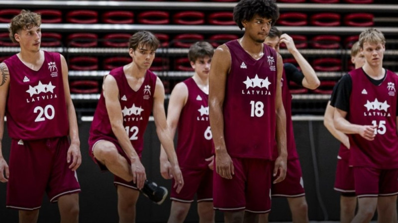 Latvijas U20 basketbolisti pārbaudes turnīru sāk ar zaudējumu