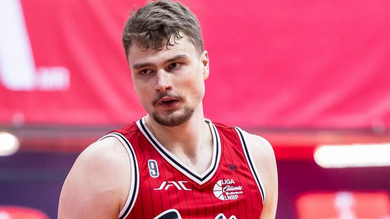 Helmanim daudz netrūkst līdz "double-double" rādītājiem Meksikā