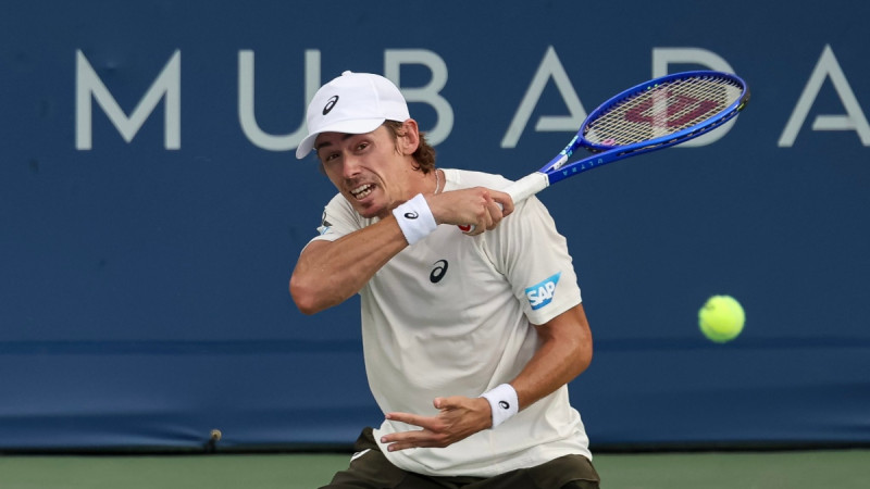 Pasaules sestais numurs De Minors pirmajā kārtā zaudē 103. raketei