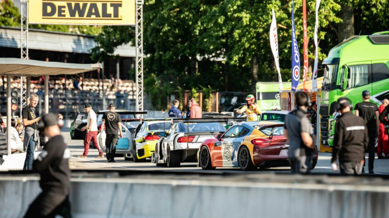 Sesks un Šimins ar "Lamborghini" startēs "WashCar Riga Summer Race" festivālā