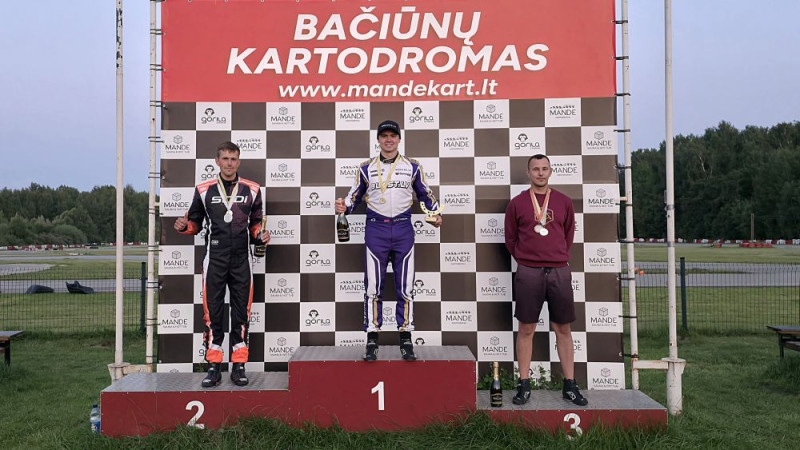 Laipnieks uzvar savādā "Openkart" posmā