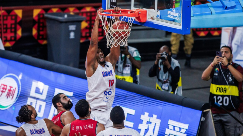 Kaboverdieši pārliecinoši gāž tunisiešus no Āfrikas troņa, "Pelicans" uzbrucējam 20+12