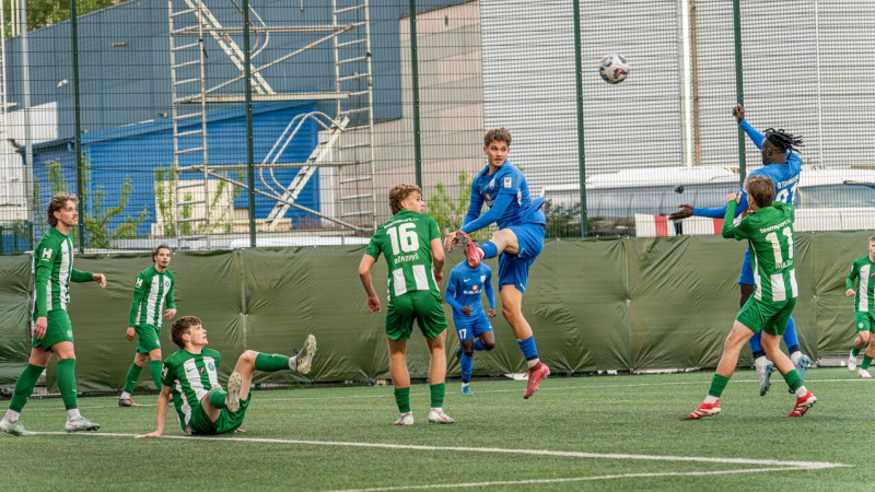 Zaļie dodas uz zaļās plēves stadionu: "Metta" viesojas Daugavpilī