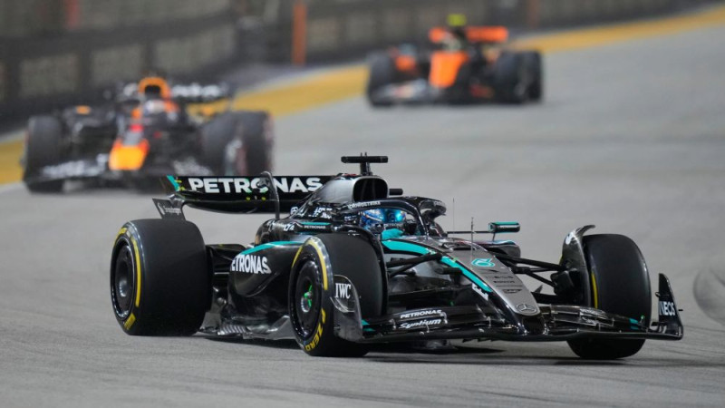 Verstapens prognozē "Mercedes" pārspēku 2026. gada F1 sezonā