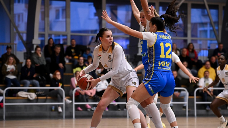 Katrīnai Ozolai "double-double" uzvarā, Laura Meldere netrāpa tikai vienreiz