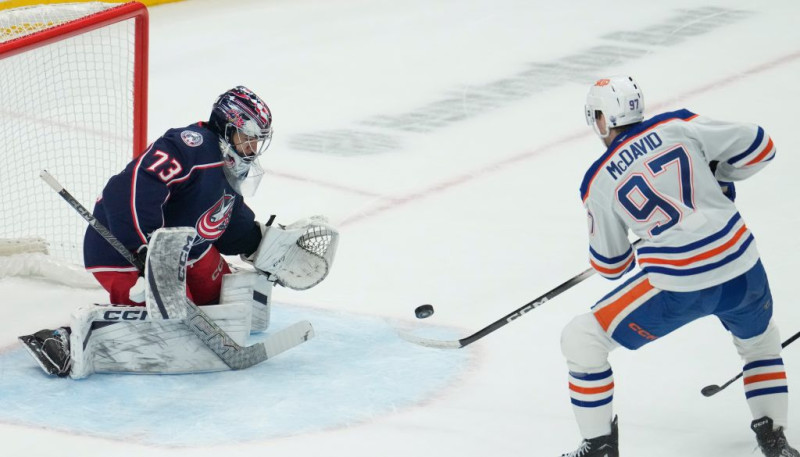 Merzļikins un Balinskis nespēlē, komandas tiek pie uzvarām