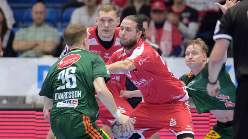 Krištopāns lietderīgāks nekā Uščins, bet komandas punktus dala uz pusēm