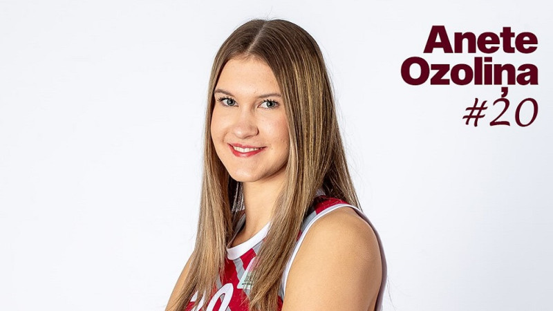 RSU jaunās ziķeres tiek galā ar Jaunatnes izlases izaicinājumu