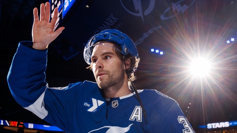 Girgensona komandas biedrs atzīts par NHL nedēļas zvaigzni