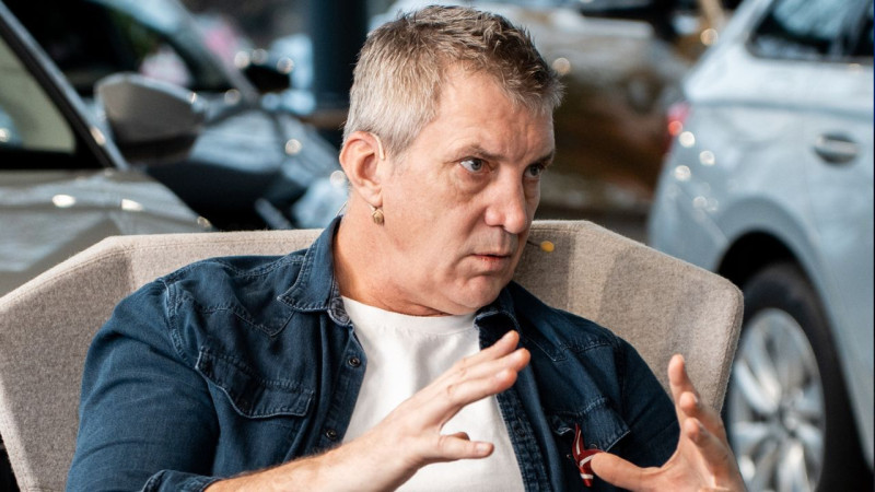 Sandis Ozoliņš cer atgriezties hokeja komandas galvenā trenera amatā