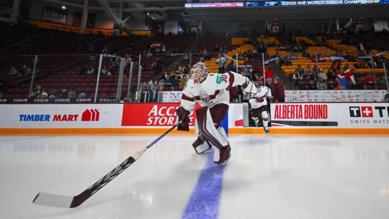 Latvijas juniori otro gadu pēc kārtas cīņā par pusfinālu lūkos pārvarēt zviedru barjeru
