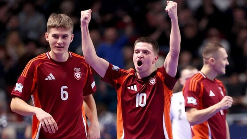Kapteiņa un gada futzālista vārti Latvijas telpu futbolam atnes vēsturisku uzvaru