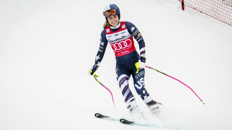 Vona Pasaules kausa sacensībās nobraucienā piedzīvo kritienu