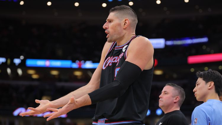 Bostona iegūst Vučeviču, Austrumu līdere Detroita iemaina divus spēlētājus