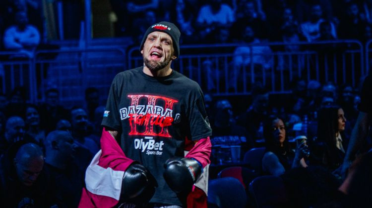 Latvijas MMA cīkstonis Fleminas drīzumā aizvadīs KSW titulcīņu