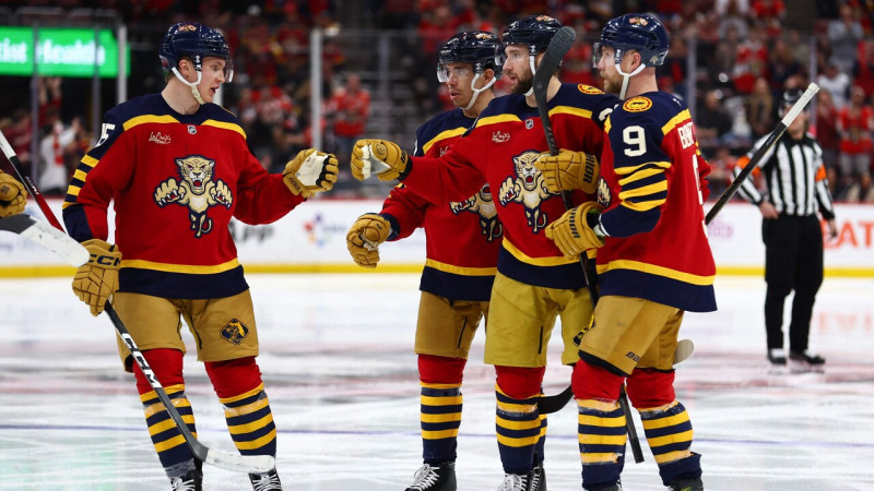 Balinskis iemet un piespēlē, pirms Milānas divu punktu sniegums arī vēl vienam NHL latvietim