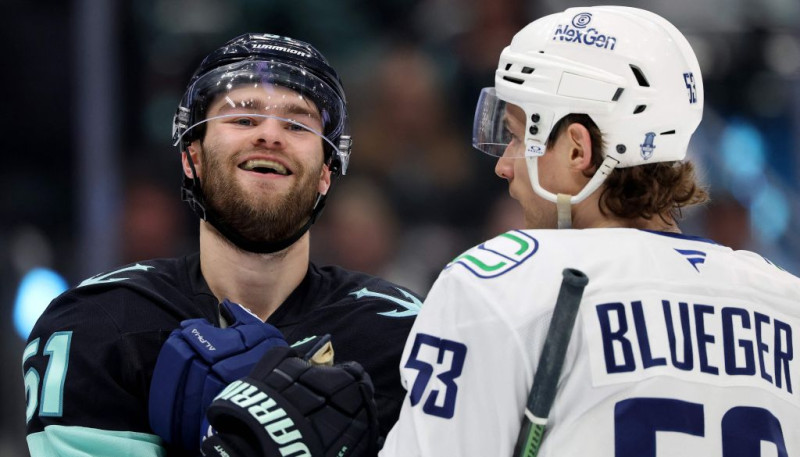 Bļugeram un "Canucks" 18. zaudējums pēdējo 20 spēļu laikā