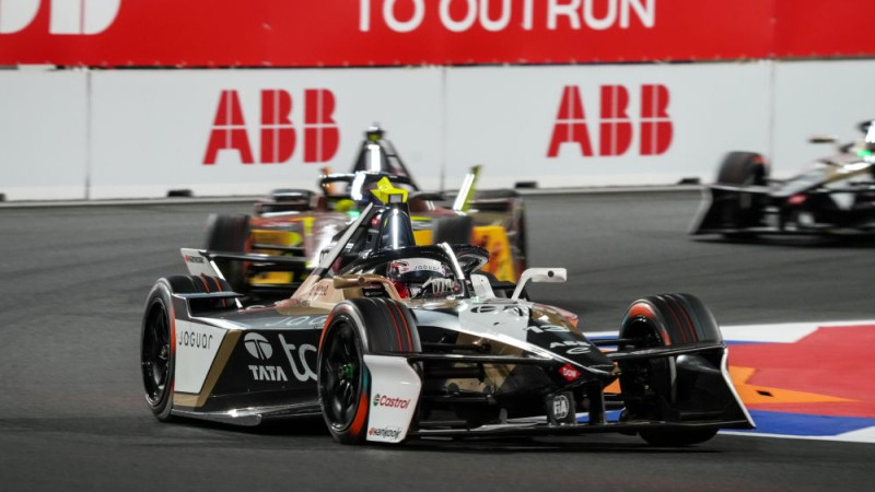 "Formula E" čempions aicina F1 pilotus nesūdzēties un dzīvot līdzi laikam