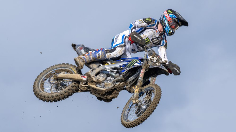 Kārlis Reišulis izcīna uzvaru "Dutch Masters" motokrosā