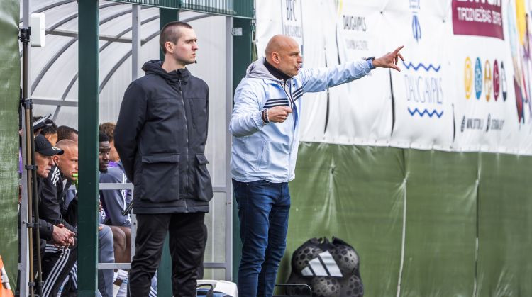 Guļa par Daugavpils laukumu: "Ir 2026. gads, laiks aizliegt šeit spēlēt – viss, pietiek!"