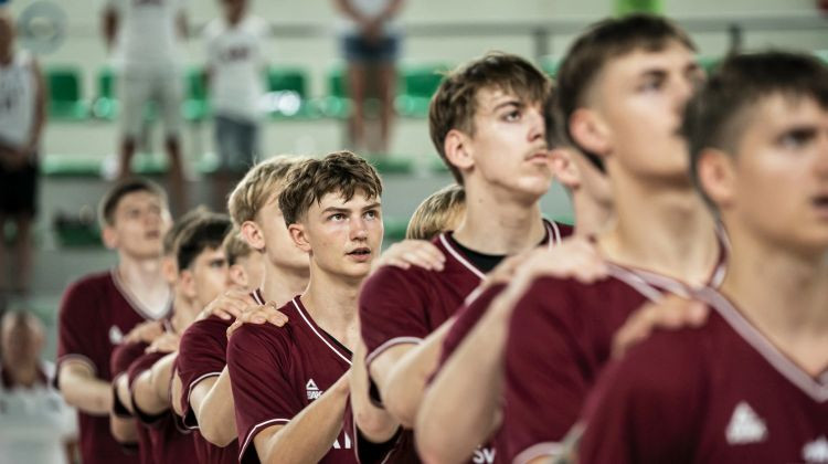 Latvijas U18 puišiem izdzīvošanas cīņa Eiropas čempionātā pret Bulgāriju