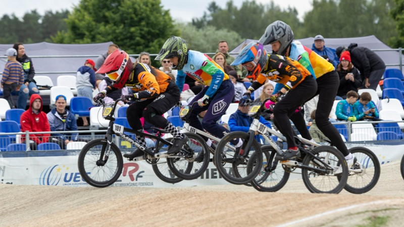 Sestdien Valmierā noslēgsies "Crystal Dent" BMX Latvijas kausa sezona